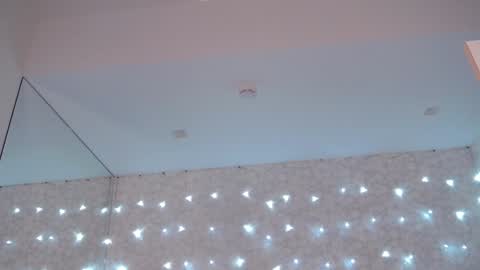 Snapshot of evapeachh chatting on February 3, 12:47 pm Eva online show from February 3, 12:47 pm