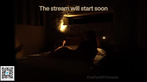 Snapshot of evapunkprincess chatting on February 27, 6:18 am Eva online show from February 27, 6:18 am