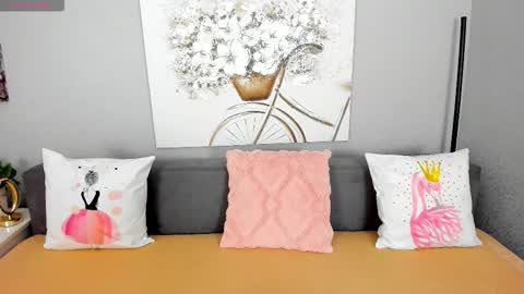 Adelina online show from November 20, 5:30 am