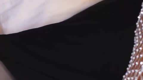 EvaRhea online show from November 6, 4:18 am