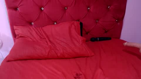 Eva    Instagram evasummer 1 online show from November 7, 12:38 am