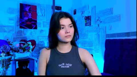Snapshot of evathopson chatting on March 6, 4:08 am Eva  next stream -  - 1600 UTC2000  online show from March 6, 4:08 am