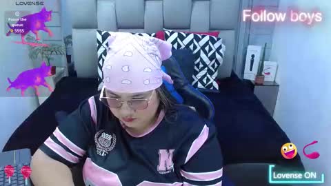 evelin zaens online show from January 8, 4:05 am