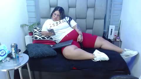 evelin zaens online show from March 21, 8:19 am