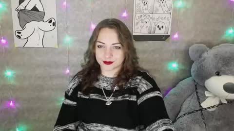 Snapshot of evelineli chatting on October 28, 11:42 pm Lydia online show from October 28, 11:42 pm