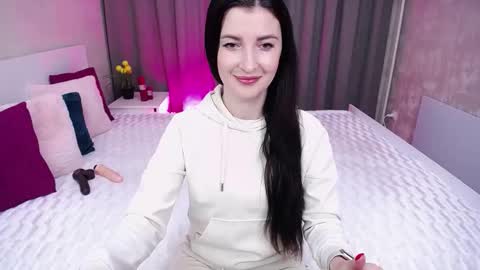 Snapshot of evelingills chatting on September 29, 5:01 am Evelin online show from September 29, 5:01 am