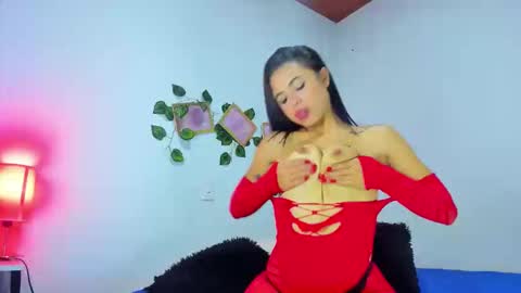 Evelin Miller online show from October 15, 1:30 am