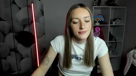 evelynblond online show from January 5, 5:38 pm