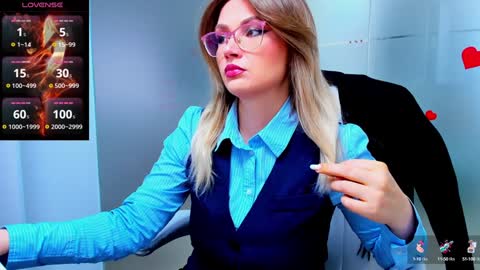 evelyne_rose online show from January 30, 6:35 am