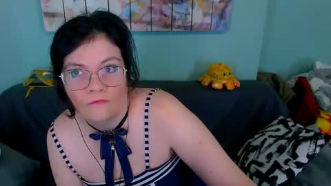 Everly online show from April 17, 7:32 am