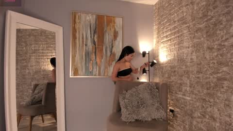 Sophia online show from February 1, 7:34 pm