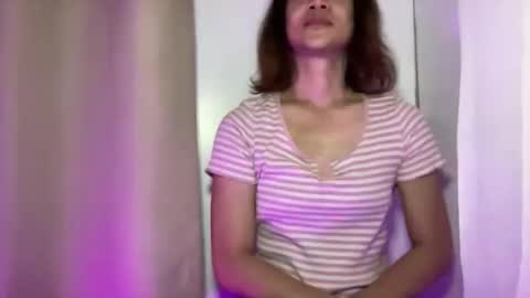 evielyn23 online show from March 2, 10:22 am