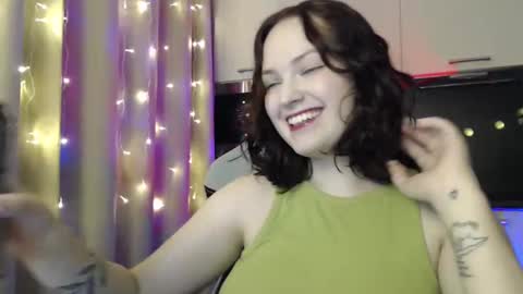 Snapshot of eviik chatting on January 14, 8:48 pm Lessie online show from January 14, 8:48 pm