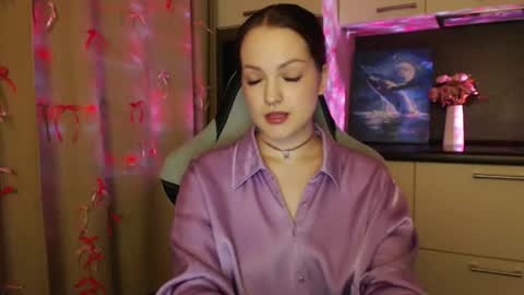 Snapshot of eviik chatting on March 9, 8:42 pm Lessie online show from March 9, 8:42 pm