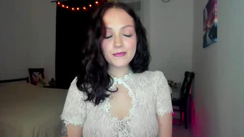 Lessie online show from December 1, 7:38 pm