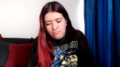 Snapshot of evilheart_69 chatting on September 18, 6:50 pm evilheart_69 online show from September 18, 6:50 pm