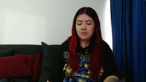 Snapshot of evilheart_69 chatting on October 17, 7:39 pm evilheart_69 online show from October 17, 7:39 pm