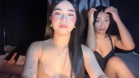 Snapshot of expensivets_chloe chatting on October 10, 6:40 am chloee online show from October 10, 6:40 am