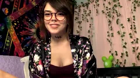 Faerie 3 online show from November 9, 11:44 pm