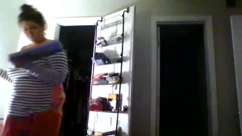 faidra mae online show from January 5, 2:27 am