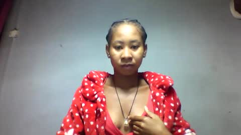 faiqua95 online show from April 28, 2:38 am