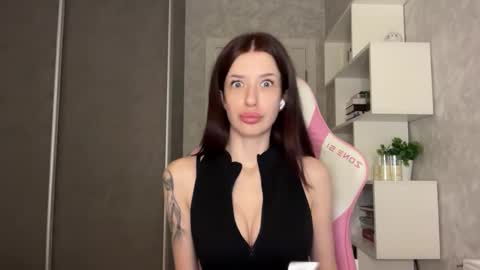 Bloom  online show from February 8, 5:49 pm