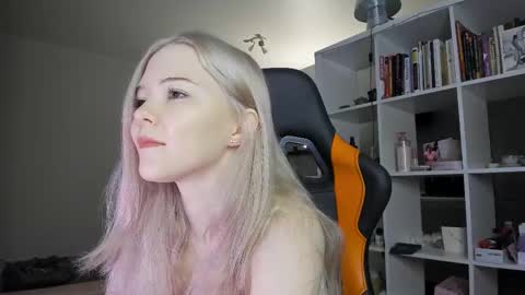 fairy_casey online show from November 16, 2:35 am