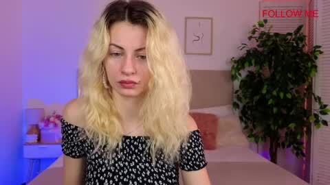 fallen_ange1l online show from May 26, 6:13 am