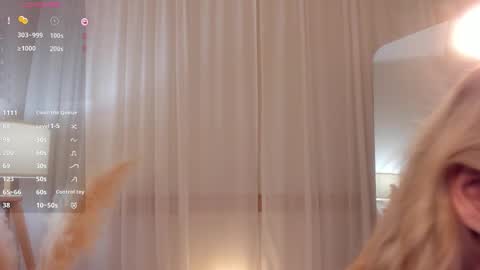 fancyamelia online show from November 16, 12:49 pm