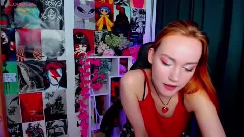 Snapshot of fane_stain chatting on September 18, 2:43 am Merida but you can call me Ida online show from September 18, 2:43 am