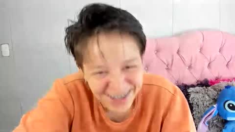 FANNY online show from October 28, 3:01 am