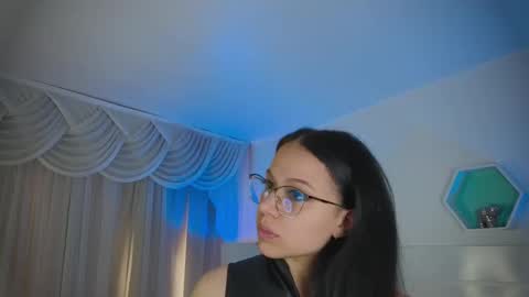 Farah online show from November 5, 12:10 pm