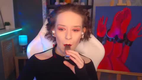 Fascinating   Eyes online show from February 12, 2:45 am