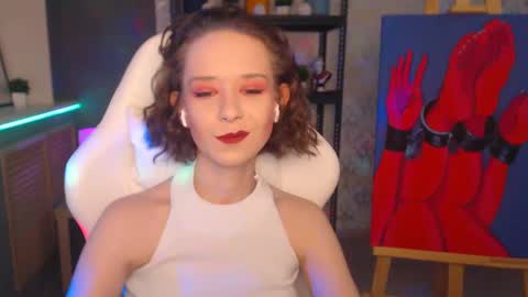 Fascinating   Eyes online show from December 21, 8:10 pm