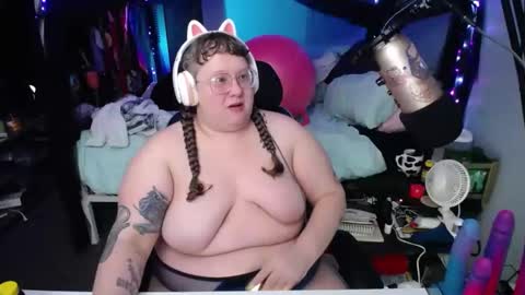 FatVeronica online show from March 12, 9:02 am