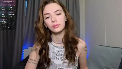 Snapshot of faudenie chatting on December 3, 7:08 am Veta online show from December 3, 7:08 am