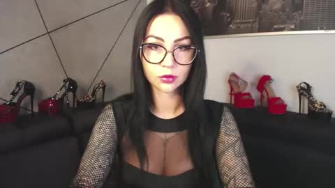 Faye online show from September 22, 6:34 am