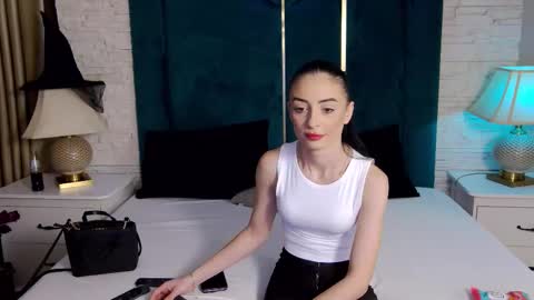 FeetVibe online show from October 31, 9:46 am