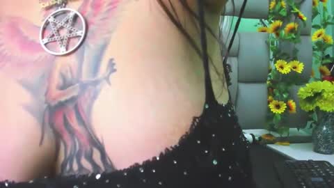 Snapshot of fenix_lilith69 chatting on September 26, 3:31 pm Fenix Lilith69 online show from September 26, 3:31 pm