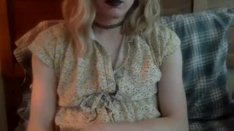 nico sorell online show from May 18, 10:38 pm
