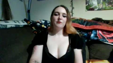 Snapshot of fieryredhead0125 chatting on October 13, 2:47 am Fiery Red Head online show from October 13, 2:47 am