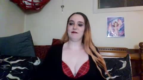 Snapshot of fieryredhead0125 chatting on October 9, 2:05 am Fiery Red Head online show from October 9, 2:05 am