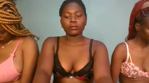 melanie online show from February 13, 6:59 pm