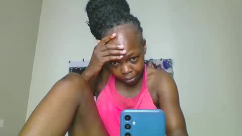 Snapshot of fine_melanin chatting on September 24, 7:35 pm caro online show from September 24, 7:35 pm