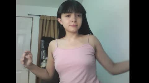 finnky1 online show from April 15, 4:46 am