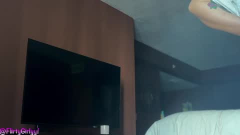 Ive Retired From Camming  online show from April 13, 5:25 pm