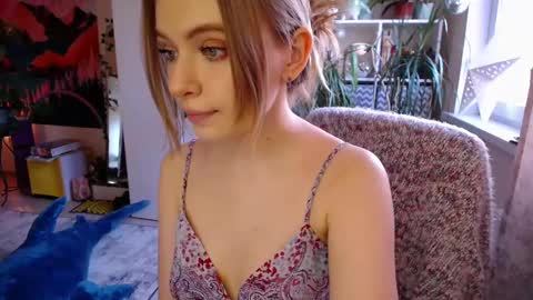 flower_elf online show from March 7, 2:45 pm