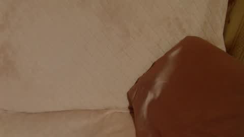 say meow and send tip  online show from October 4, 6:34 pm