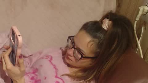 say meow and send tip  online show from November 8, 3:17 pm