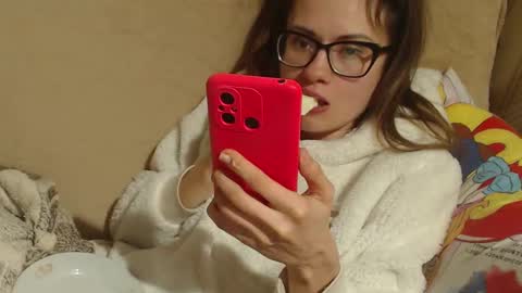 say meow and send tip  online show from March 3, 6:42 pm